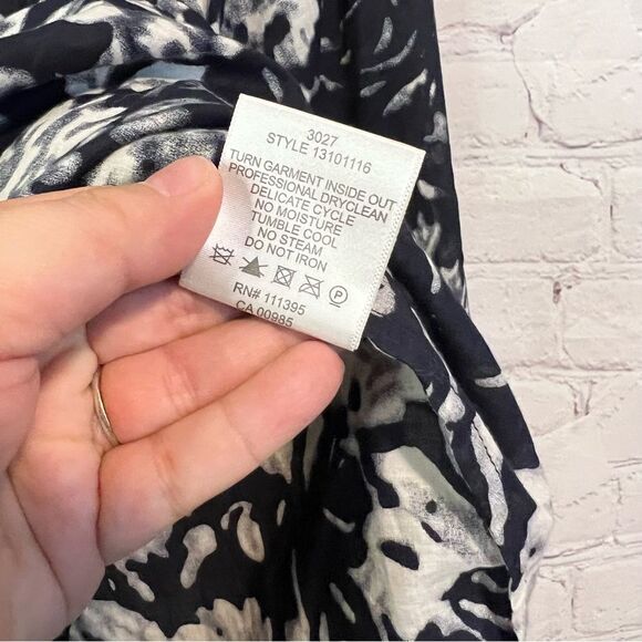 Tory Burch Beaded Floral Tunic size 4 - Picture 8 of 8